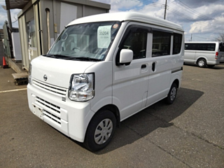 NISSAN CLIPPER VAN