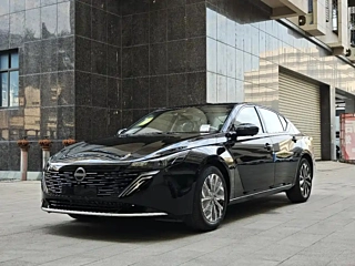 Заказать NISSAN TEANA
