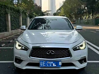 Заказать INFINITI Q50L