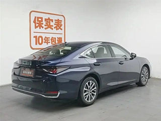 Заказать LEXUS ES