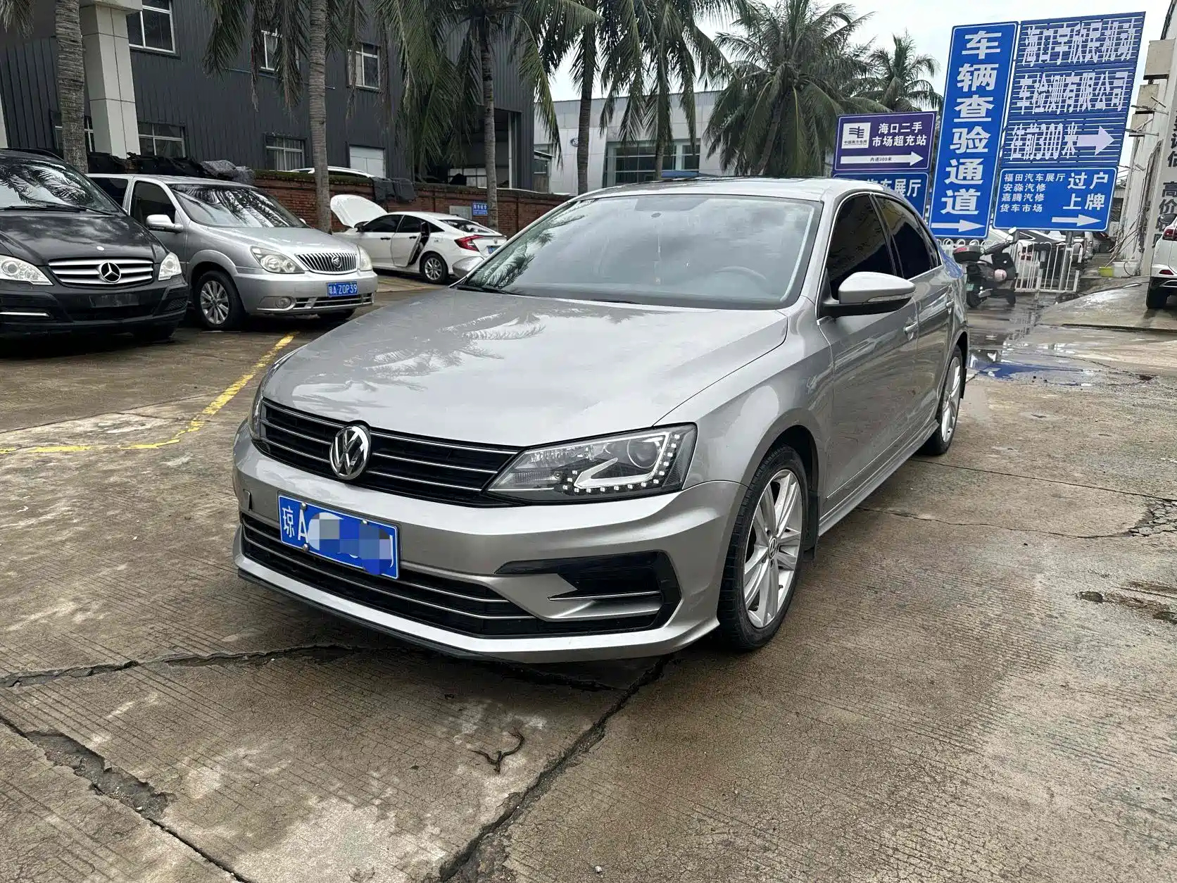 VOLKSWAGEN SAGITAR 2018