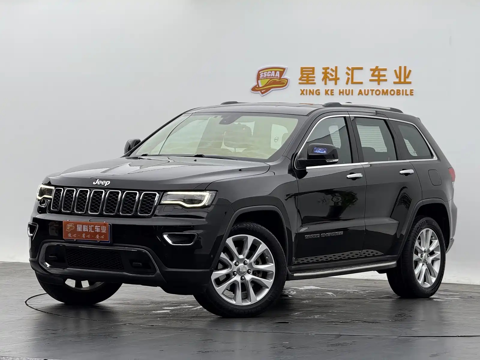JEEP GRAND CHEROKEE 2017