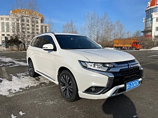 Заказать MITSUBISHI OUTLANDER