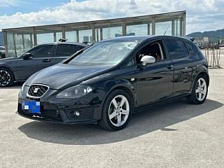 Заказать SEAT LEON