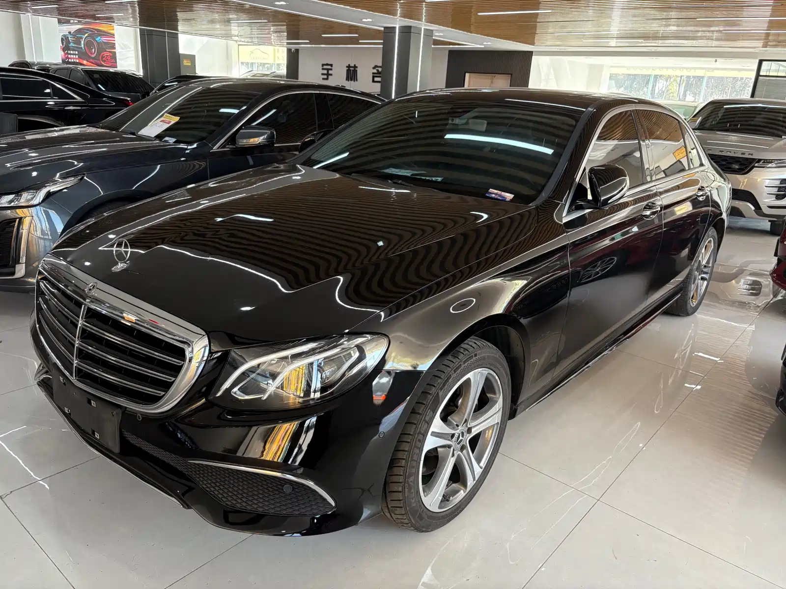 MERCEDES-BENZ E-CLASS 2019