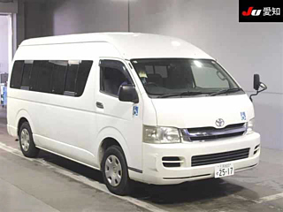 TOYOTA HIACE