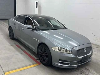 JAGUAR XJ SERIES
