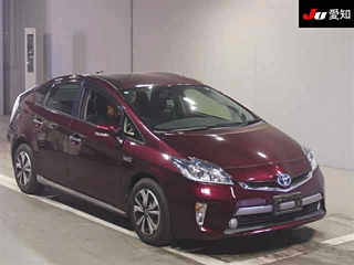 TOYOTA PRIUS PHV