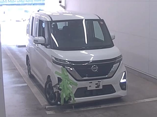 NISSAN ROOX