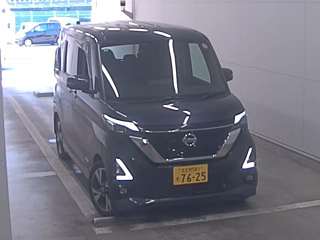 NISSAN ROOX