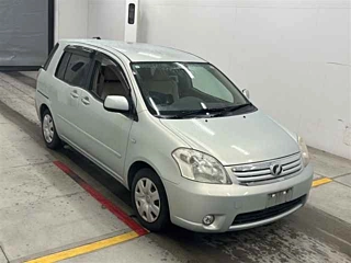 TOYOTA RAUM