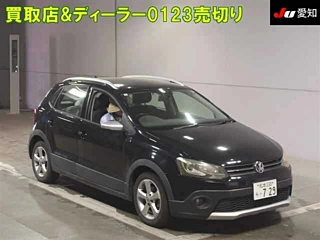 VOLKSWAGEN CROSS POLO