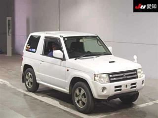 MITSUBISHI PAJERO MINI