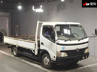 TOYOTA DYNA
