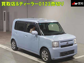 DAIHATSU MOVE CONTE