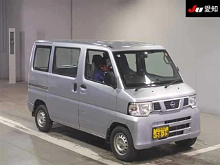 NISSAN CLIPPER VAN