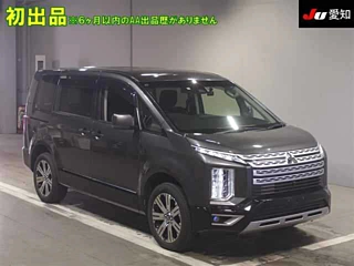 MITSUBISHI DELICA D5