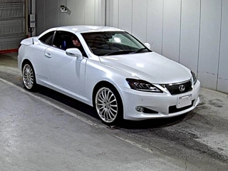 LEXUS IS