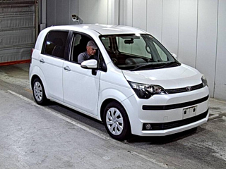 TOYOTA SPADE