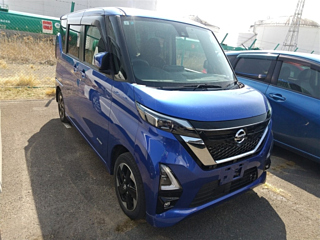NISSAN ROOX