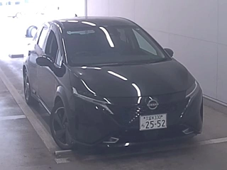 NISSAN AURA