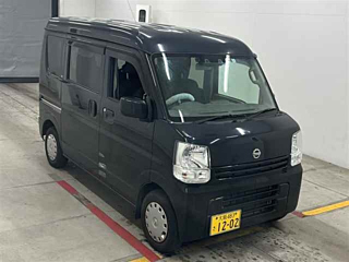 NISSAN CLIPPER VAN