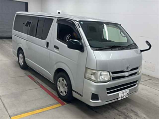 TOYOTA REGIUS ACE VAN
