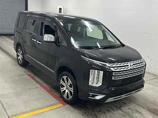 MITSUBISHI DELICA D5