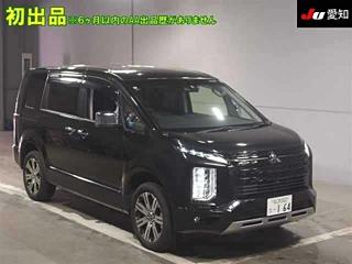 MITSUBISHI DELICA D5