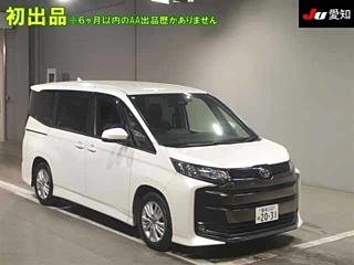 TOYOTA NOAH