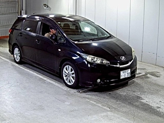 TOYOTA WISH