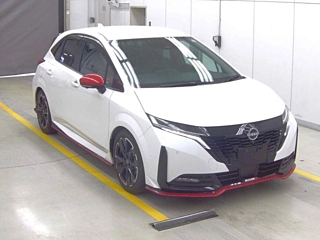 NISSAN AURA