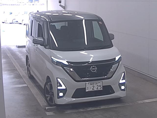 NISSAN ROOX
