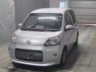 TOYOTA PORTE