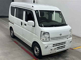 NISSAN CLIPPER VAN