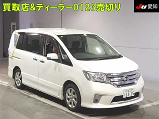 NISSAN SERENA