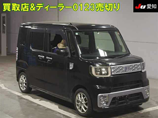 DAIHATSU WAKE
