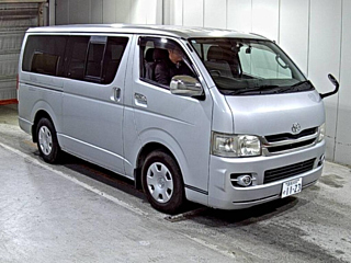 TOYOTA HIACE VAN