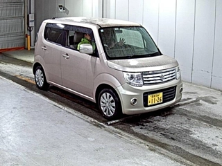 SUZUKI MRWAGON
