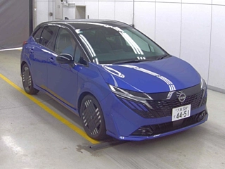 NISSAN AURA