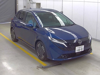 NISSAN AURA