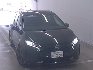NISSAN AURA