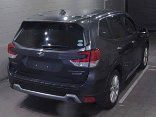 Заказать SUBARU FORESTER