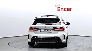 BMW 1-SERIES F40 2022