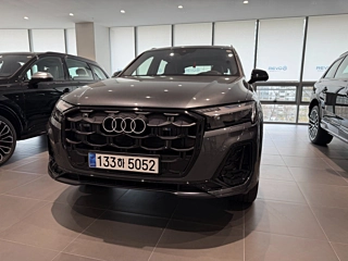 Заказать AUDI Q7 4M