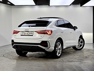 AUDI Q3 F3 2020
