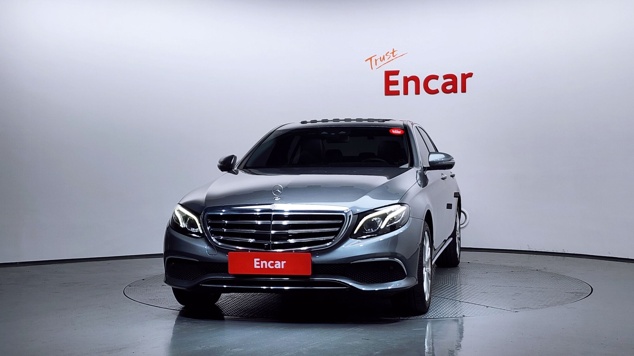 MERCEDES BENZ E-CLASS W213 2020