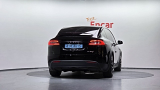 TESLA MODEL X 2020
