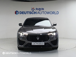 MASERATI LEVANTE 2019