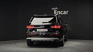 AUDI Q7 4M 2019